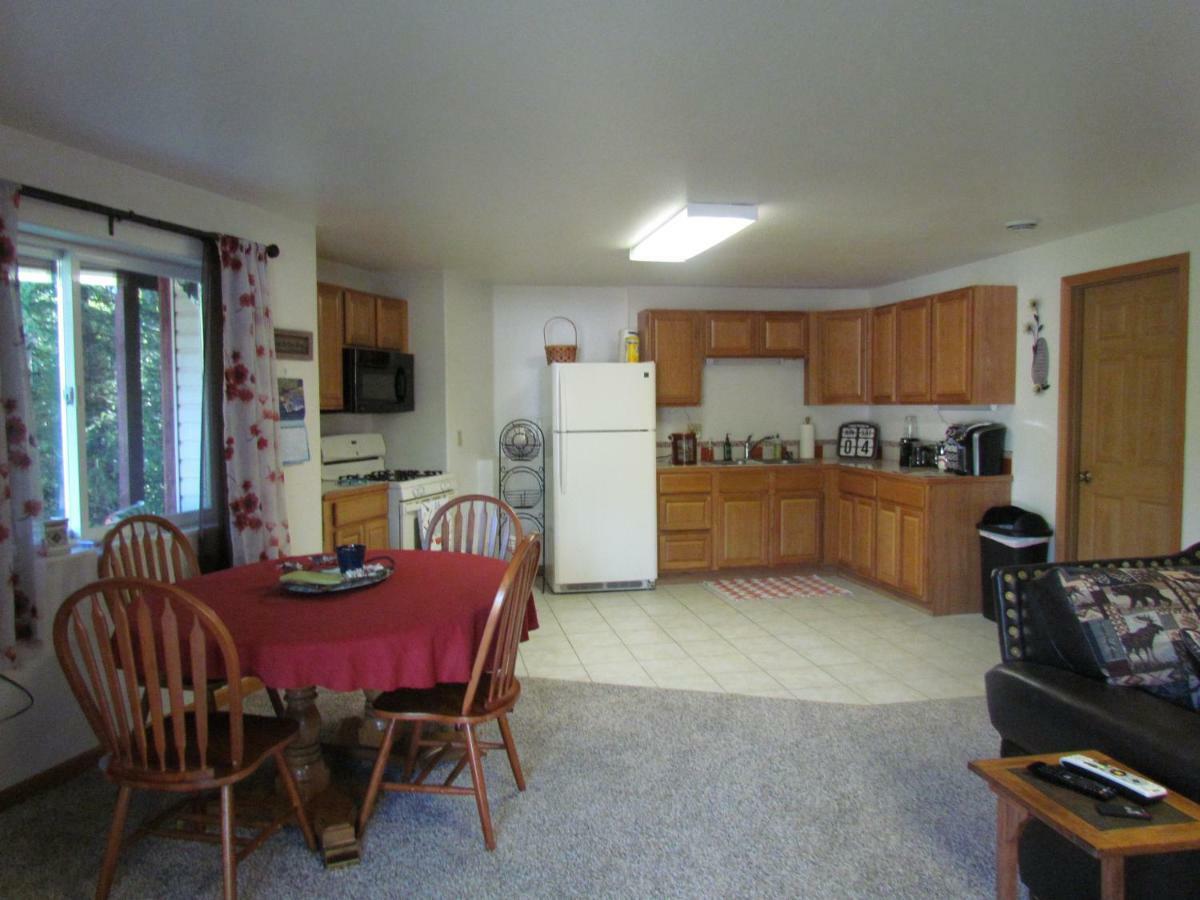 Peaceful 3 bdrm Alaskan getaway Wasilla Bagian luar foto